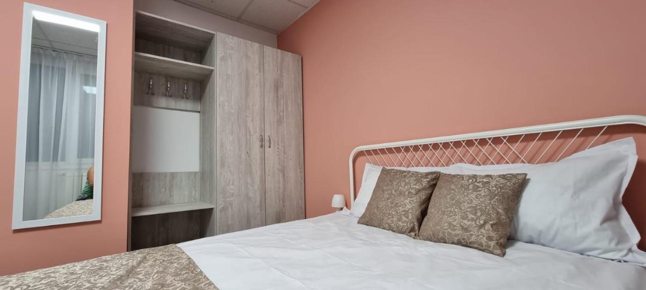 דבה Hostel Citadella מראה חיצוני תמונה