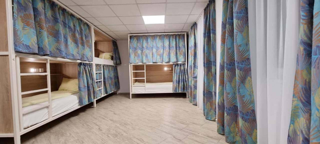 דבה Hostel Citadella מראה חיצוני תמונה