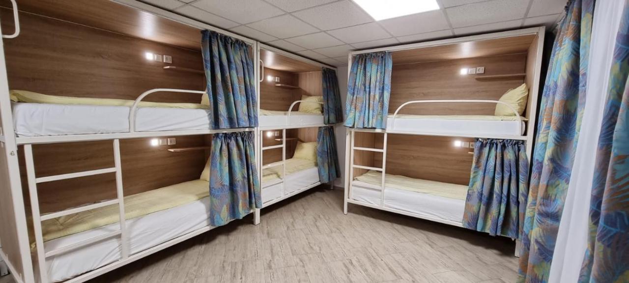 דבה Hostel Citadella מראה חיצוני תמונה